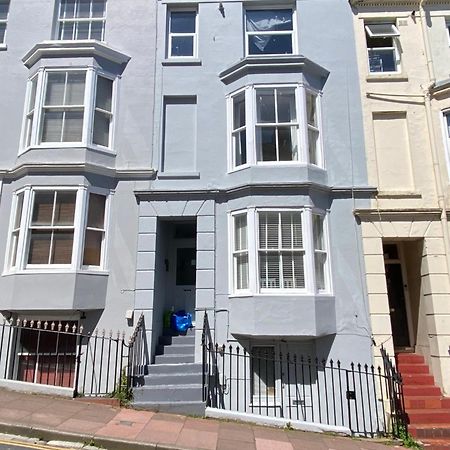Centrally Located, Comfortable Apartment Near Station, Beach And North Laines Hove Exterior foto